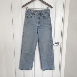 LEVI’S Ribcage Straight Jeans